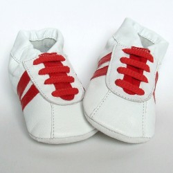 Sneaker White Red € 15,99