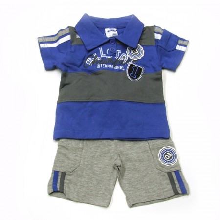 Babykleding 2 delig pakje 'Champion' blauw € 14,95
