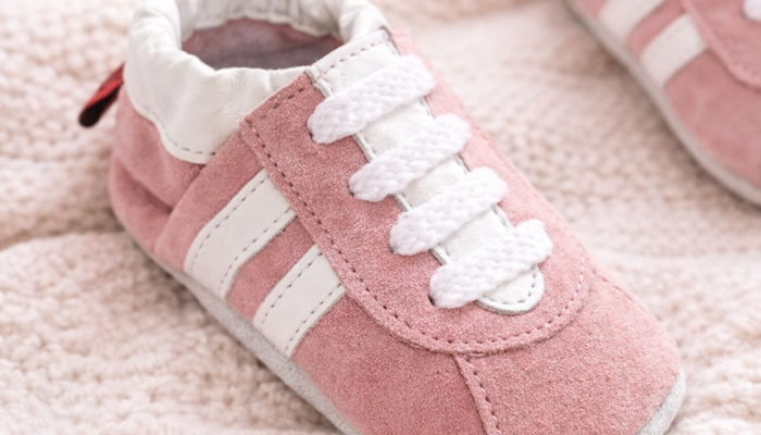 babyslofjes sneaker roze